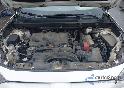 2020 Toyota Rav4 Xle z USA, uszkodzony, nr VIN 2T3P1RFV0LC070411